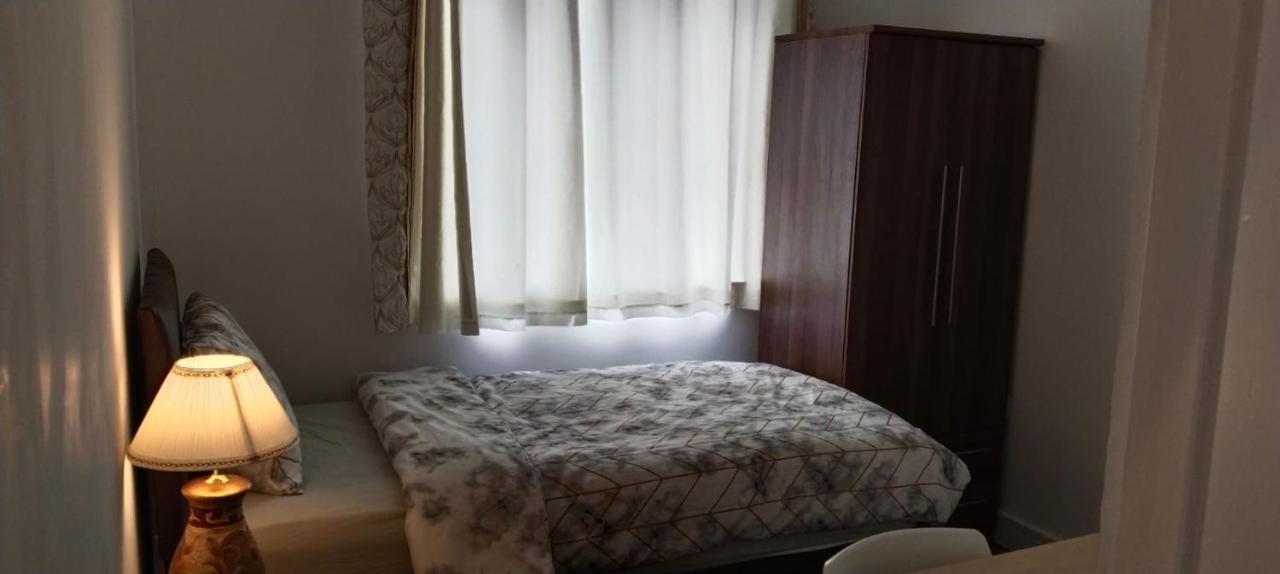 White House Ensuite Double Bedroom Warrington  Exterior foto
